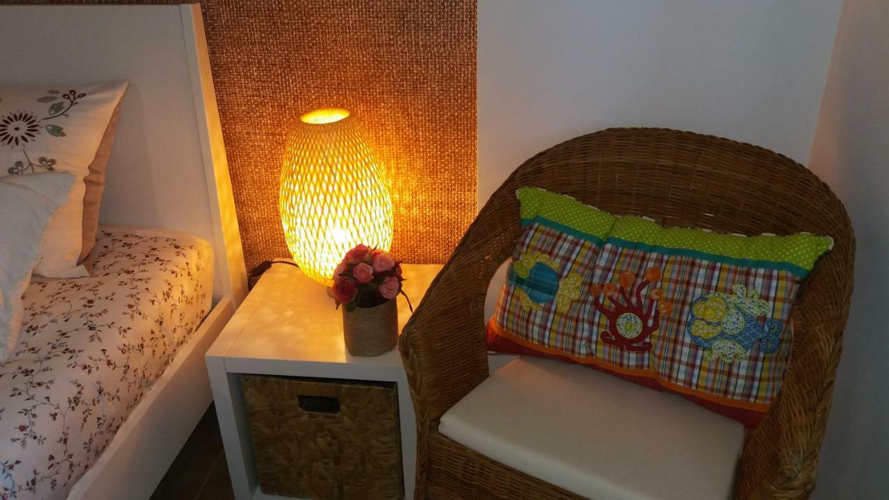 Apartamento Praiamar Вила Нова де Милфонтеш Екстериор снимка